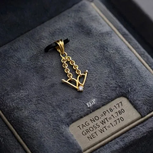 Crown Chain Pendant