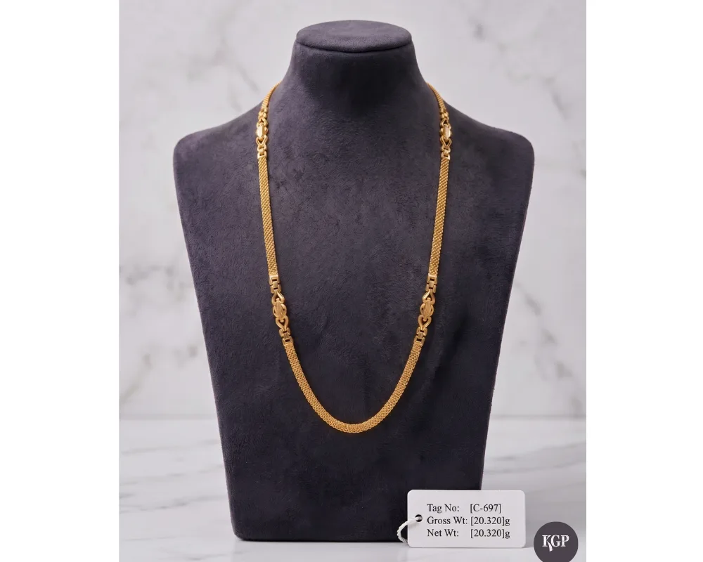 Elegant Weave Gold Chain