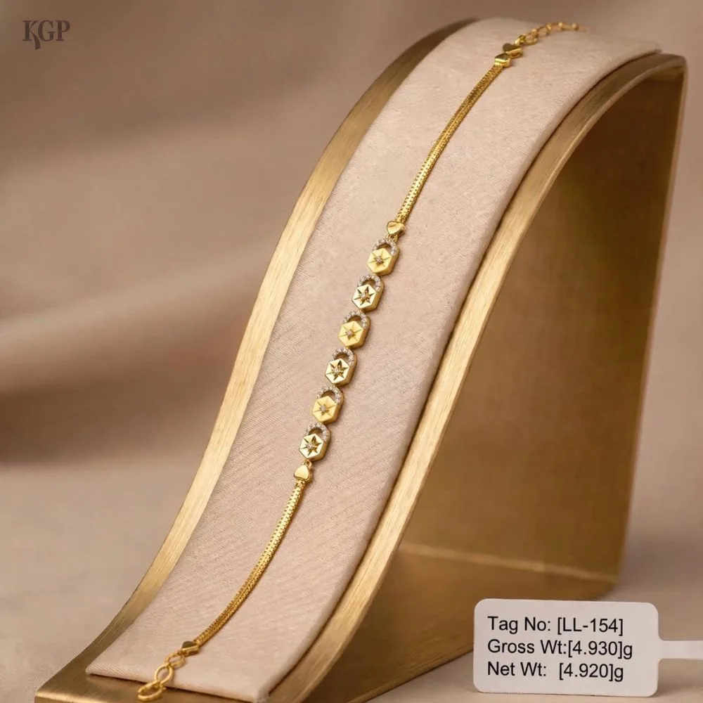 Sleek Link Bracelet with Star Motifs