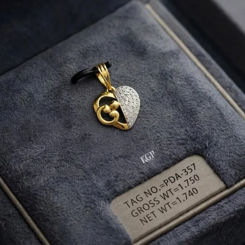 Elegant Heart Gold Pendant